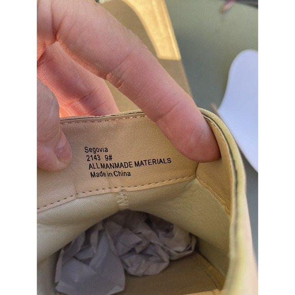 NEW With Box! American Rag Mule Slide. Segovia, Milk, Woman's Size 9 . - Picture 3 of 9